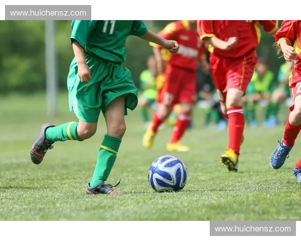 上海足球赛事全景解析：历史成就、未来展望与球迷文化的深度融合